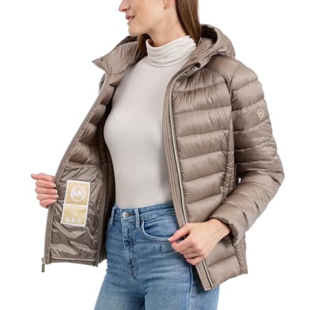 Lightweight Packable Puffer Jacket Waterproof Win… - image 3